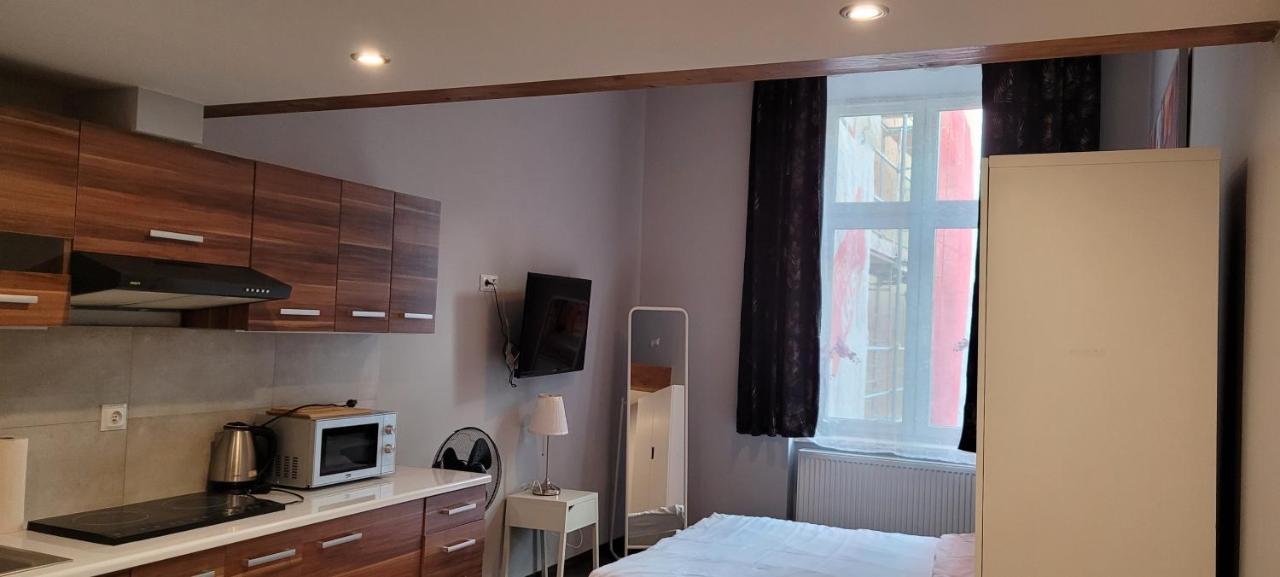 Tlc Apartments Cracow Красков Екстериор снимка