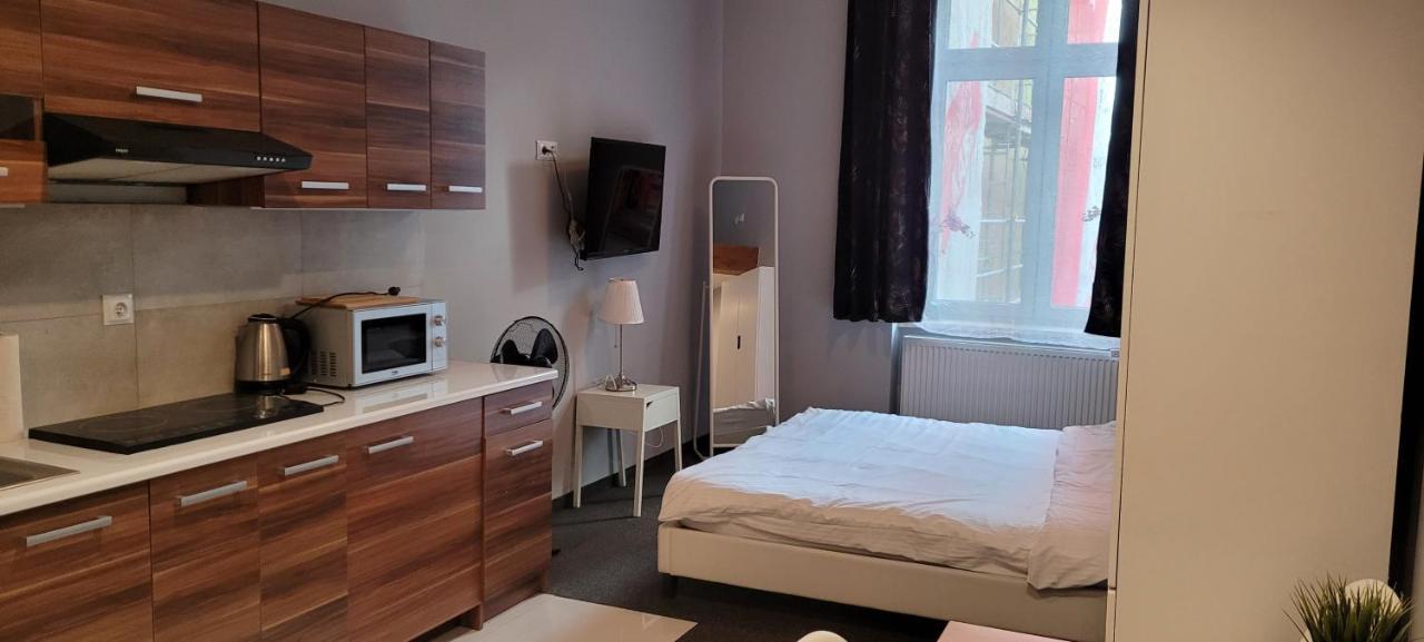 Tlc Apartments Cracow Красков Екстериор снимка