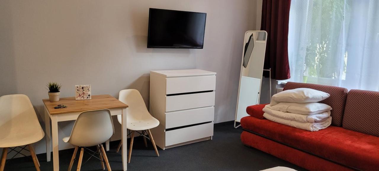 Tlc Apartments Cracow Красков Екстериор снимка