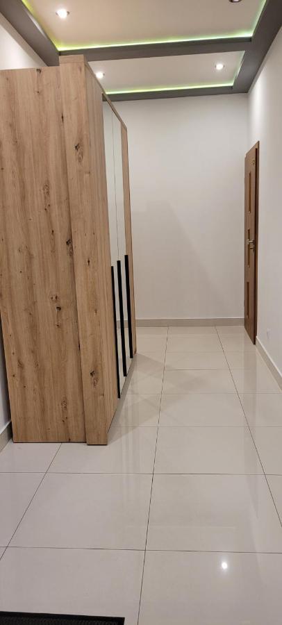 Tlc Apartments Cracow Красков Екстериор снимка
