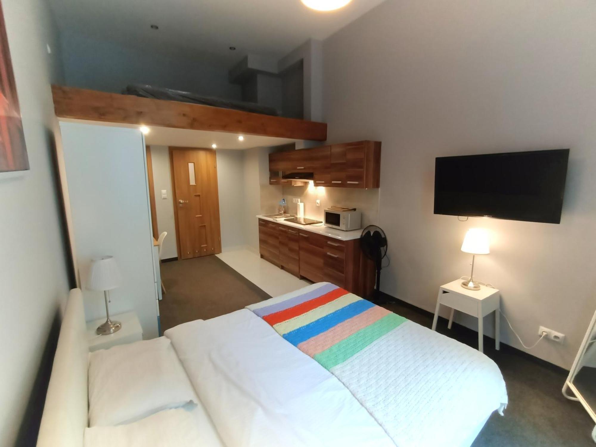 Tlc Apartments Cracow Красков Екстериор снимка